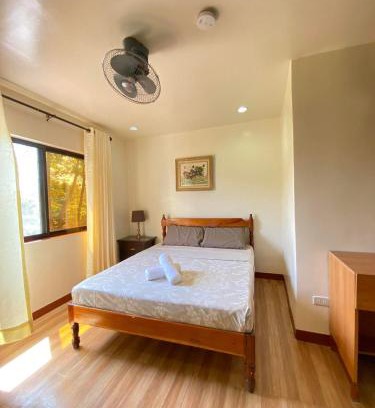 San Pedro House | Tessie's Home Stay Bed & Breakfast