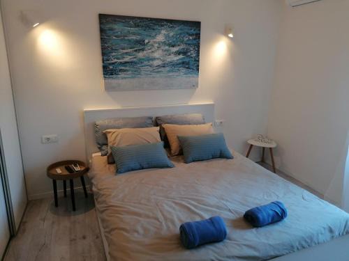 Split Apartment | Teta