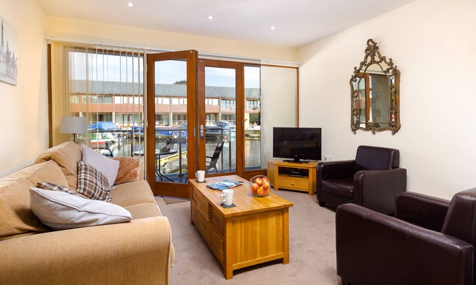 Tewitfield Apartment | Tewitfield Marina