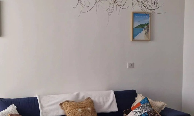 Grand Case Apartment | Thirteen Palm Groves