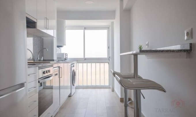 Tarragona Apartment | th64 Apartment in Tarragona · 2 bedrooms · 2 beds · 1.5 baths