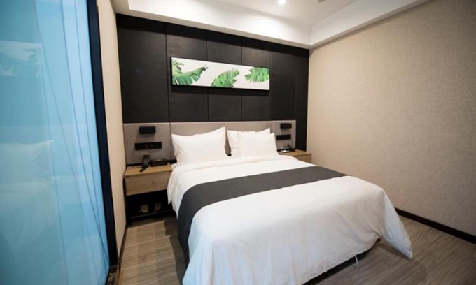 Wuxi Hotel | Thank Inn Chain Hotel Jiangsu Wuxi Jiangyin City Yushan Bay