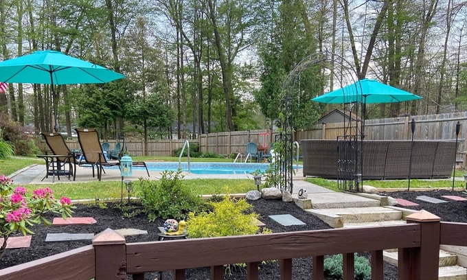 Geyser Crest House | Thank You, See you in 2026! Large Private Yard W/Pool. Track, SPAC & Town close!