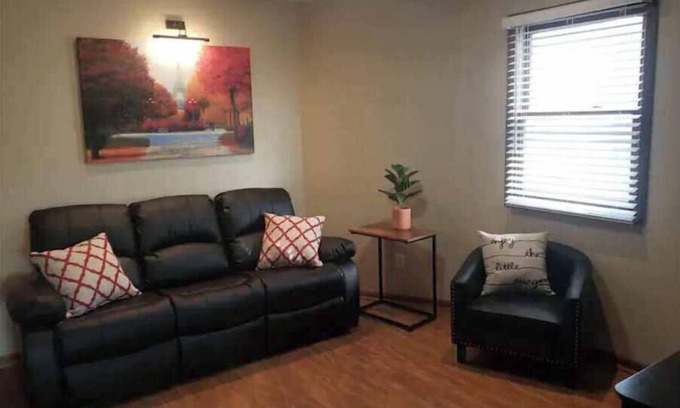 Terre Haute House | The Adams House 915