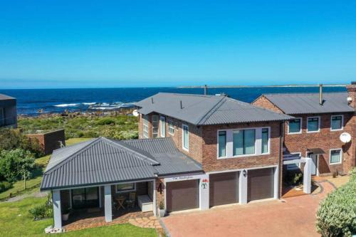 Betty's Bay Apartment | The Amaryllis Luxury Apartment Bella Donna