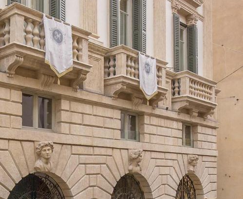 Verona City Centre Apartment | The Ambassador Apartment by Palazzo Monga