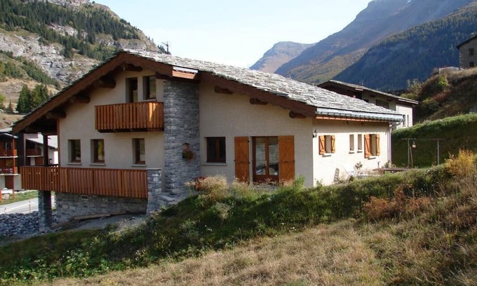Lanslevillard House | THE APIARY - VAL CENIS