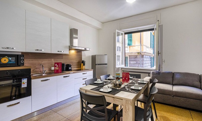 Castelletto Apartment | The Assarotti Residence by Wonderful Italy