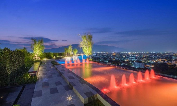 Chang Khlan Apartment | The Astra Sky River Chiangmai Sky pool Old City