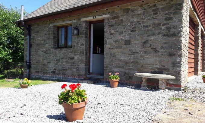 Builth Wells House | The Barn Annexe, Cefn-Yr-Allt