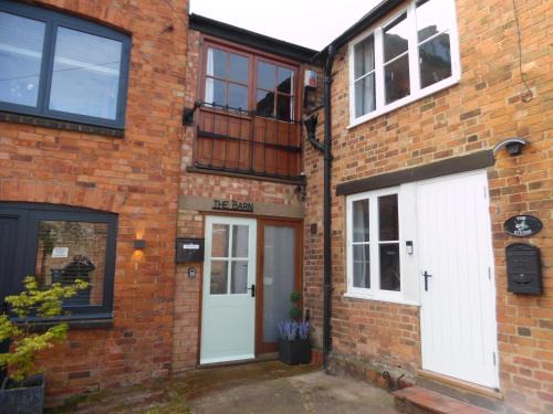 Towcester House | The Barn, Old Post Office Yard