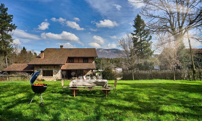 Otxandio Villa | The Basque Experience by Fidalsa
