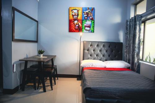 Socorro Apartment | The Bat Cave at Manhattan Parkway
