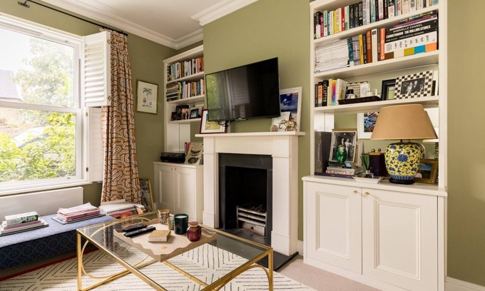 St. Mary's Park House | The Battersea Green 3 Bedroom House