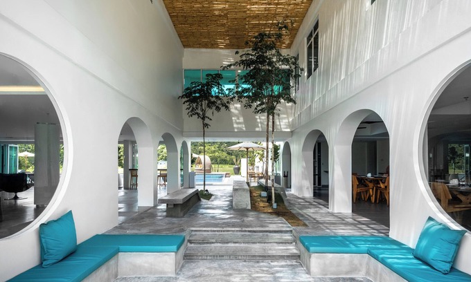Pantai Tengah Hotel | The Bayou Hotel Langkawi
