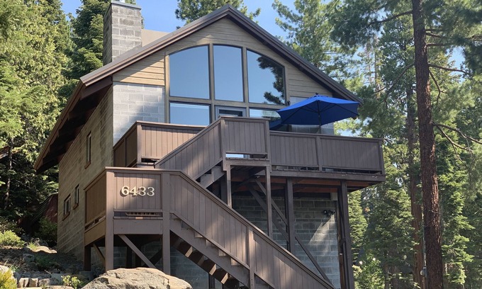 Tahoe Vista House | The “Bear’s Den”—a family favorite cabin!