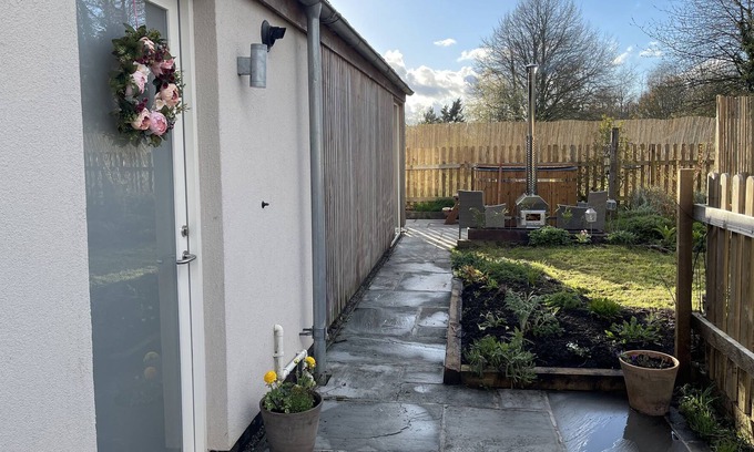 Rewe Cottage | THE BEEHIVE, pet friendly, character holiday cottage in Stoke Canon