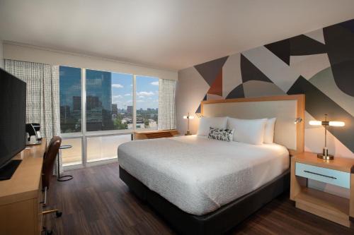 Northeast Dallas Hotel | The Beeman Hotel