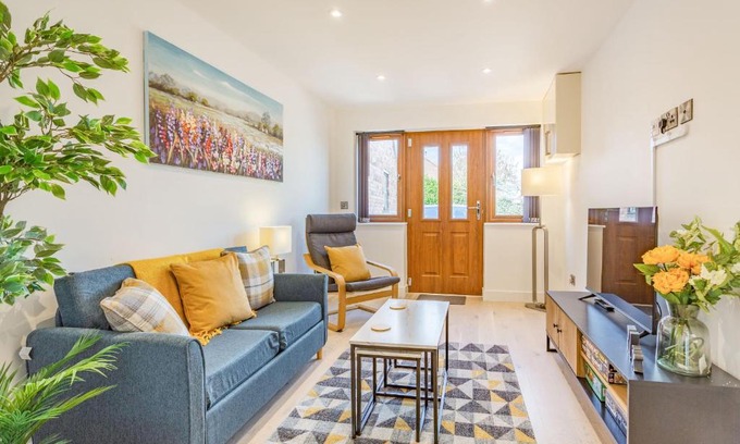 Pitchcombe House | The Belfry