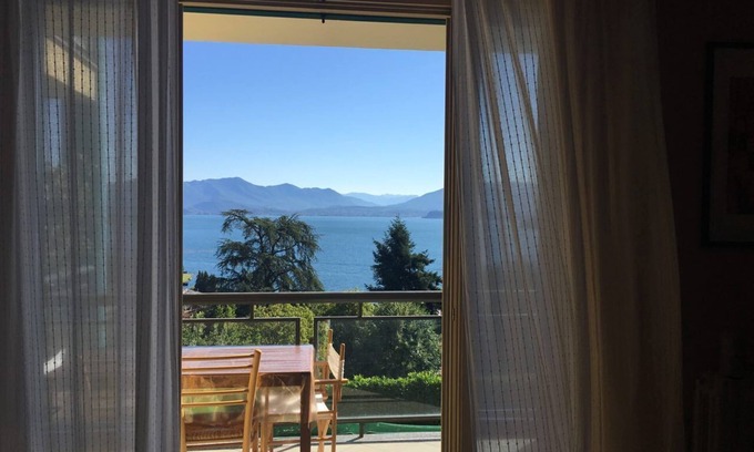 Dagnente Apartment | The Bellavista -the lake maggiore from your balcony