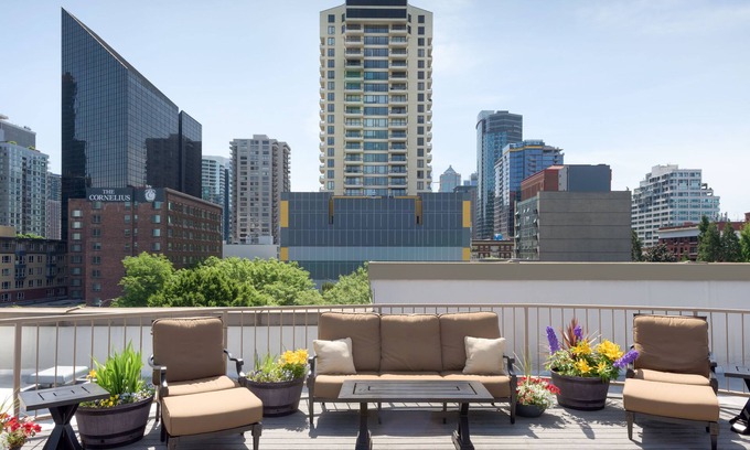 Belltown Hotel | The Belltown Inn