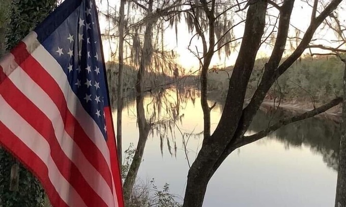 Mayo House | The Best memories are made on the Suwannee River