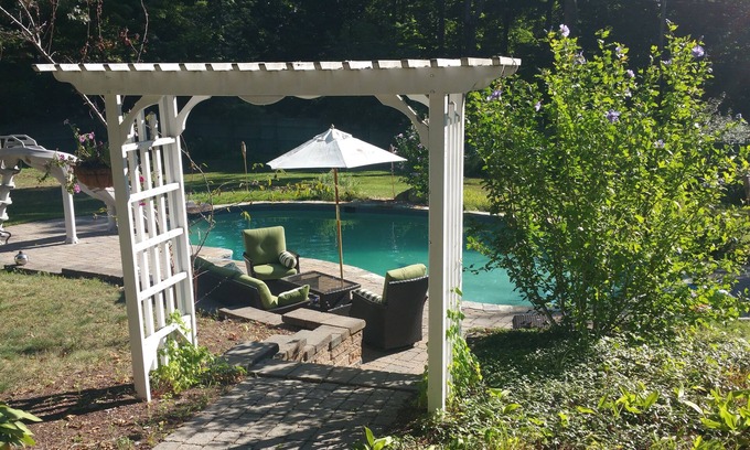East Hampton Bed & Breakfast | The Bevin House Bed & Breakfast