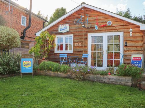 Dunbridge House | The Bike Shed