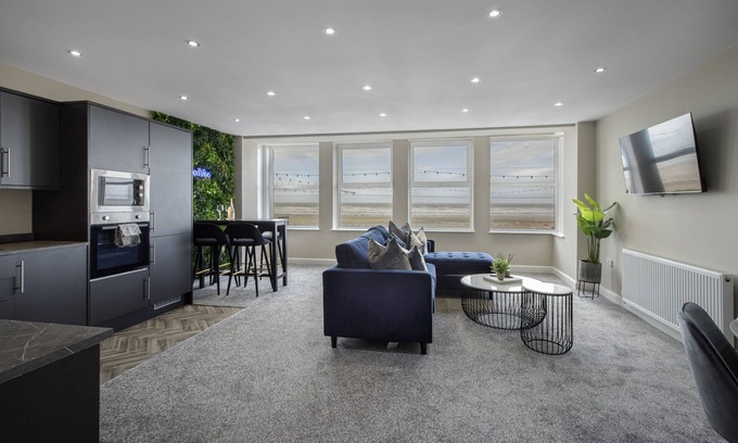 South Shore Apartment | The Blackpool Boutique Beach Apartment 2