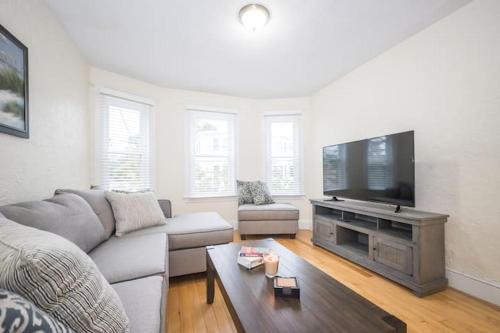 Allston Apartment | The Boston Rental - Multiple Floorplans