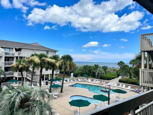 North Forest Beach Apartment | The Breakers #220 Beach Condo, Beautiful Ocean View at Coligny Beach, 4 N Forest Beach Drive Hilton Head, Walk to all Shops Restaurants, Renovated Jan 2024, Vacation Rental HHI LLC