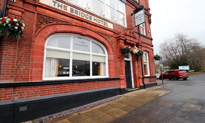 Horwich Hotel | The Bridge Inn Hotel