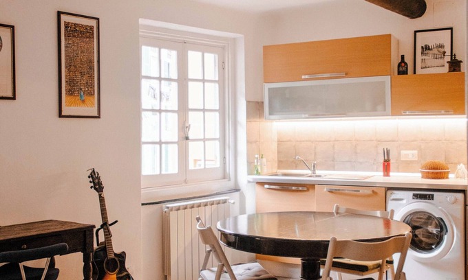 Pre Apartment | The Bright Nest Aquarium - Genoa Historical Center