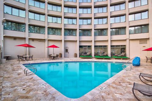 Buford Highway Hotel | The Brookhaven Atlanta Hotel