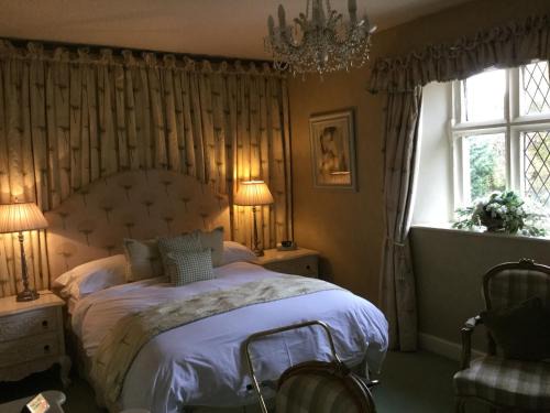 Welby Bed & Breakfast | The Brownlow Arms Inn