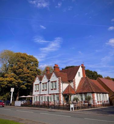 Ewhurst Hotel | The Bulls Head Inn