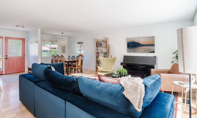 Salmon Arm House | The Bungalow on Turner Creek Trail