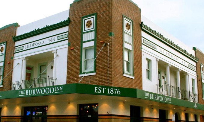 Merewether Hotel | The Burwood Inn