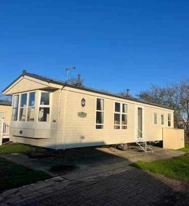 Ulrome Resort | The Buttercup Hideaway Caravan ,Skipsea Sands, Bridlington