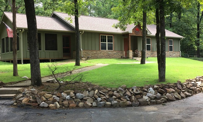 Kirby Cabin | The Cabin at Skinny Dip Cove Lake Greeson, Arkansas