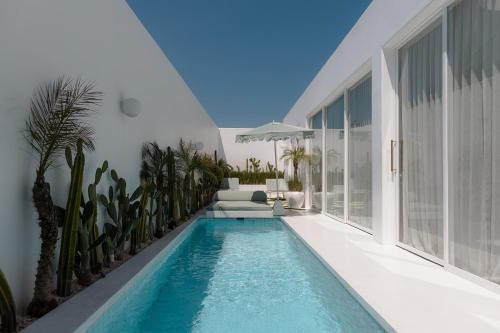 Batu Bolong Villa | The Cali Villas Canggu