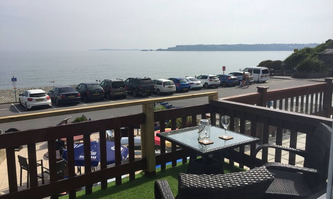 Amroth Cottage | The Cartwheel