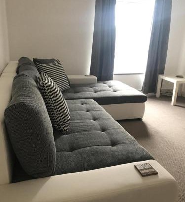 Tredegar Apartment | The Castle Lodge