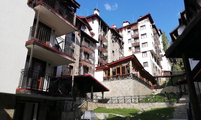 Pamporovo Apartment | The Castle Mansarde on the slope 7 - Pamporovo
