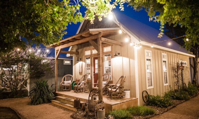 Gruene House | The Cedar Lodge at Gruene B&B