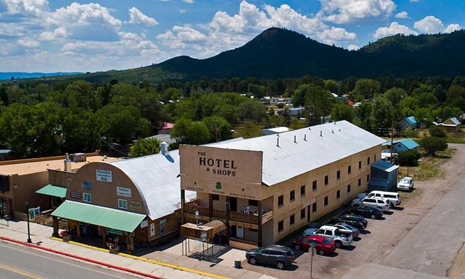 Chama Hotel | The Chama Hotel & Shops