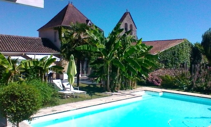 Espiet House | The chamber, domain of Lezardiere