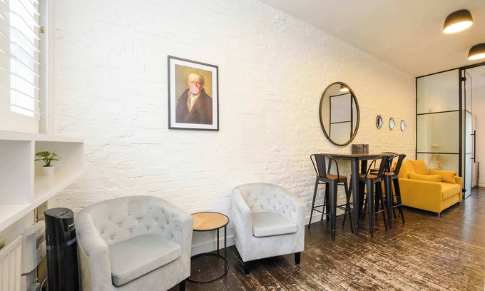 South Bank Apartment | The Cheeky Hideaway - Borough - by Frankie Says