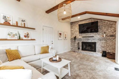 Cherry Hill House | The Chill Pad Deluxe in Cherry Hill