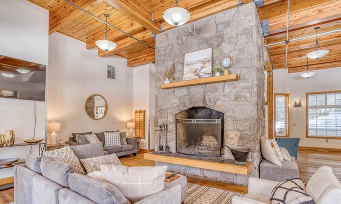 Government Camp Condo | The Chinook Lodge at Government Camp